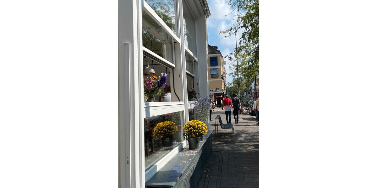 Dachgeschoßwohnung Köln Ehrenfeld - 2 Zimmer, 50 m&sup2;, 1.200&euro; | Angebot:26020353