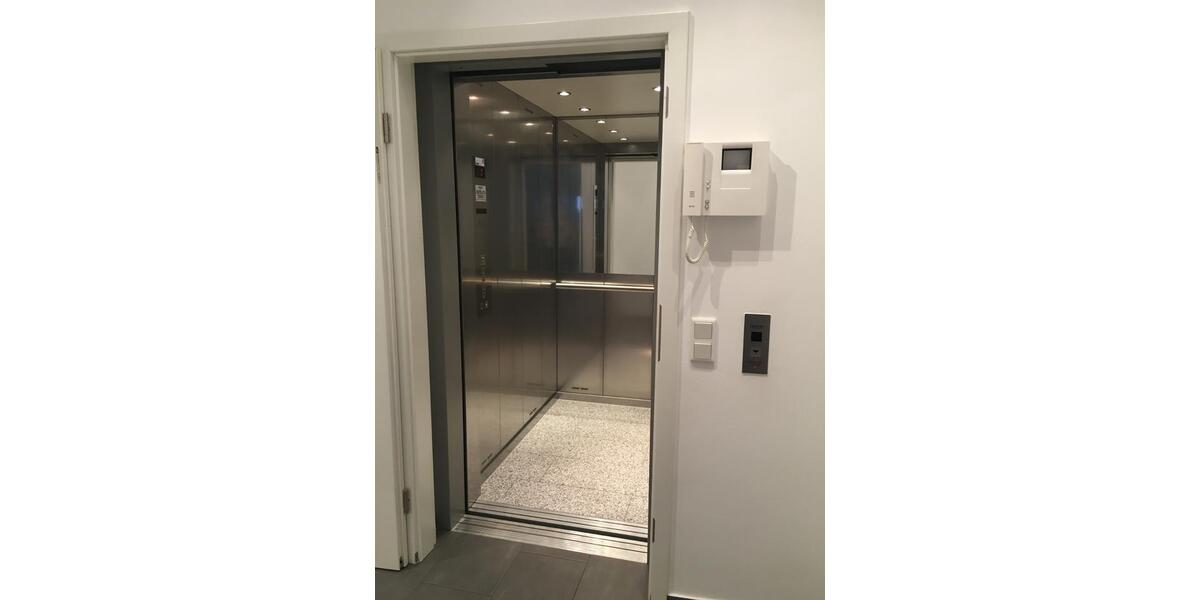 Dachgeschoßwohnung Haan - 2.5 Zimmer, 78 m&sup2;, 1.200&euro; | Angebot:25833787