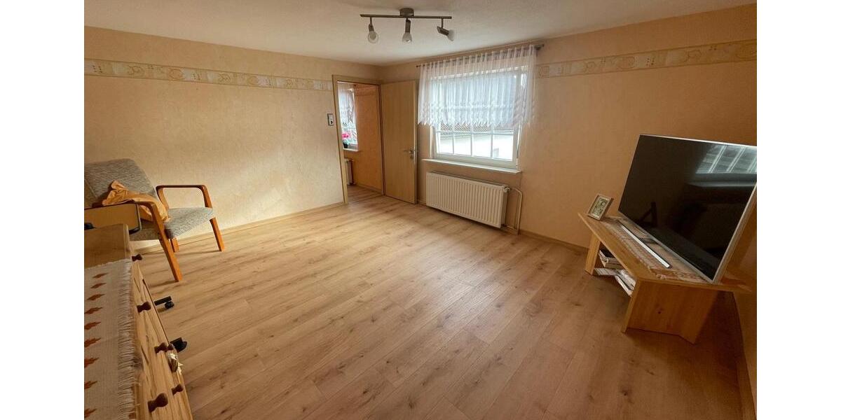 Bauernhaus, Landhaus Wermelskirchen - 5 Zimmer, 160 m&sup2;, 360.000&euro; | Angebot:25383486