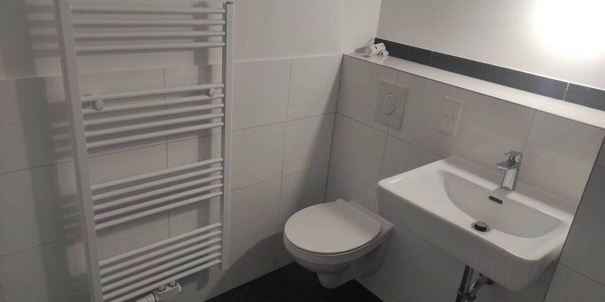 Etagenwohnung Köln Neuehrenfeld - 3 Zimmer, 169.000&euro; | Angebot:25706419