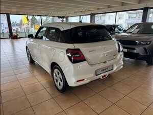 Suzuki Swift 1.2 Dualjet Hybrid Comfort Automatik 5.540 km 21.990 &euro; HAAN 42781