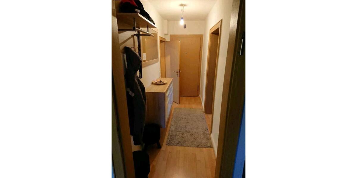 Dachgeschoßwohnung Wermelskirchen - 3.5 Zimmer, 60 m&sup2;, 129.500&euro; | Angebot:25887273