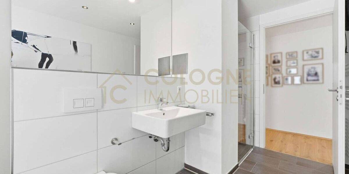 Etagenwohnung Köln Weiden - 3 Zimmer, 82 m&sup2;, 415.000&euro; | Angebot:26656863