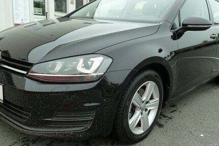 VW Golf VII Limo1.4 TSI Automatik Climatronic Alu 80.600 km 11.900 &euro; Ratingen 40885