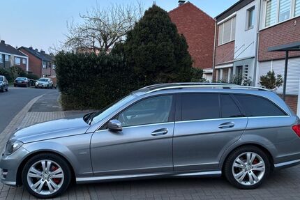 Mercedes-Benz C 200 255.260 km 9.250 &euro; Grevenbroich 41515