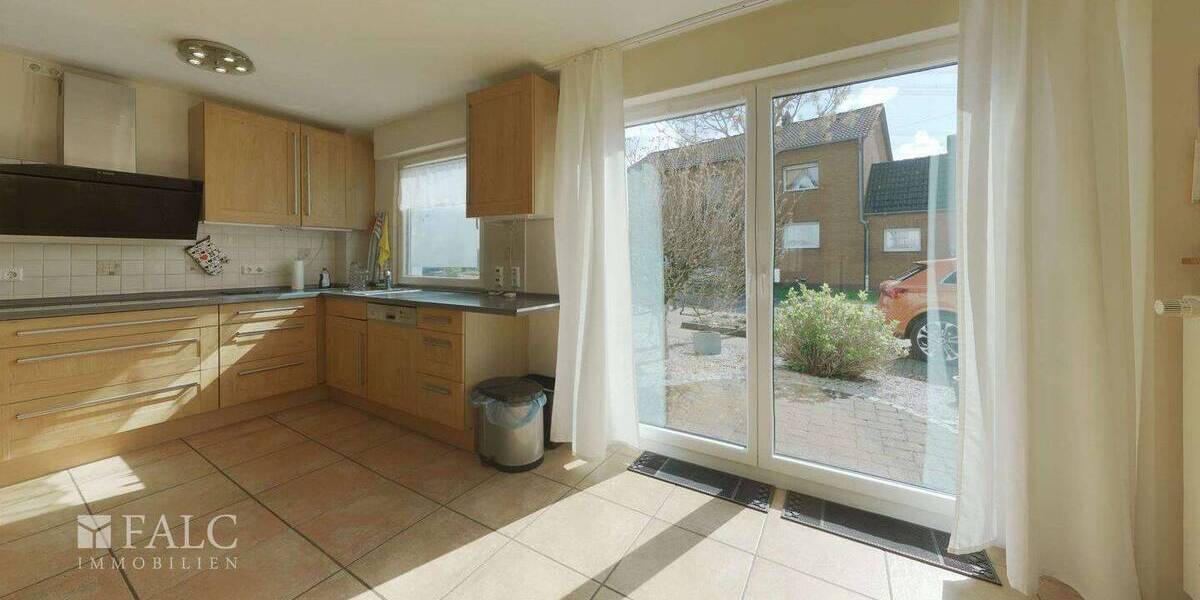 Doppelhaushälfte Köln-Meschenich Meschenich - 5 Zimmer, 134 m&sup2;, 419.000&euro; | Angebot:26082002