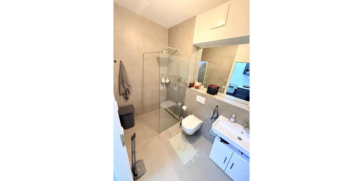 Erdgeschoßwohnung Leverkusen Bürrig - 1 Zimmer, 28 m&sup2;, 450&euro; | Angebot:25872722