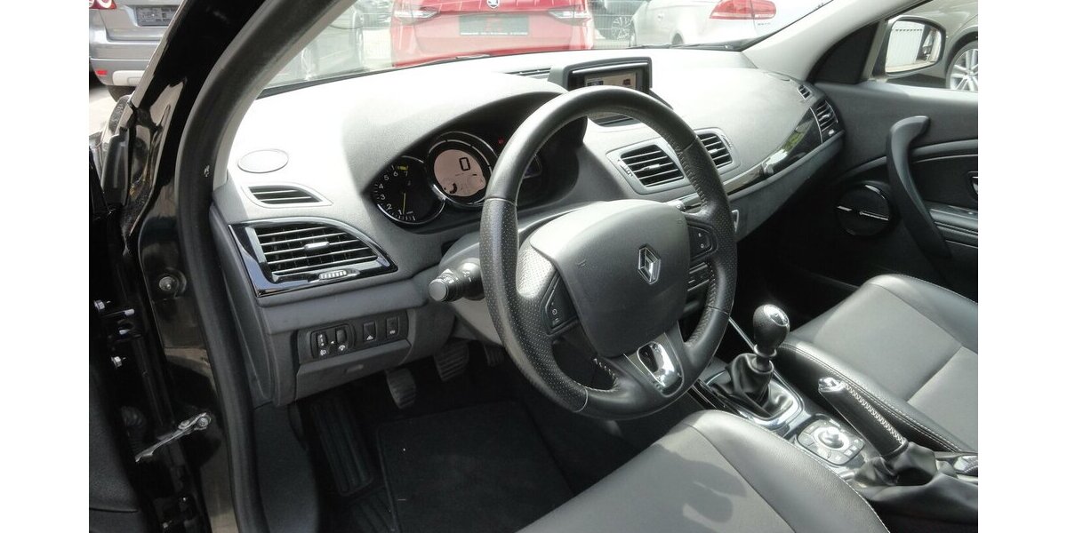 Renault Megane BOSE Edit. Klima.Kette+Reifen+Kuppl.Neu 150.000 km 5.790 &euro; Neuss 41462