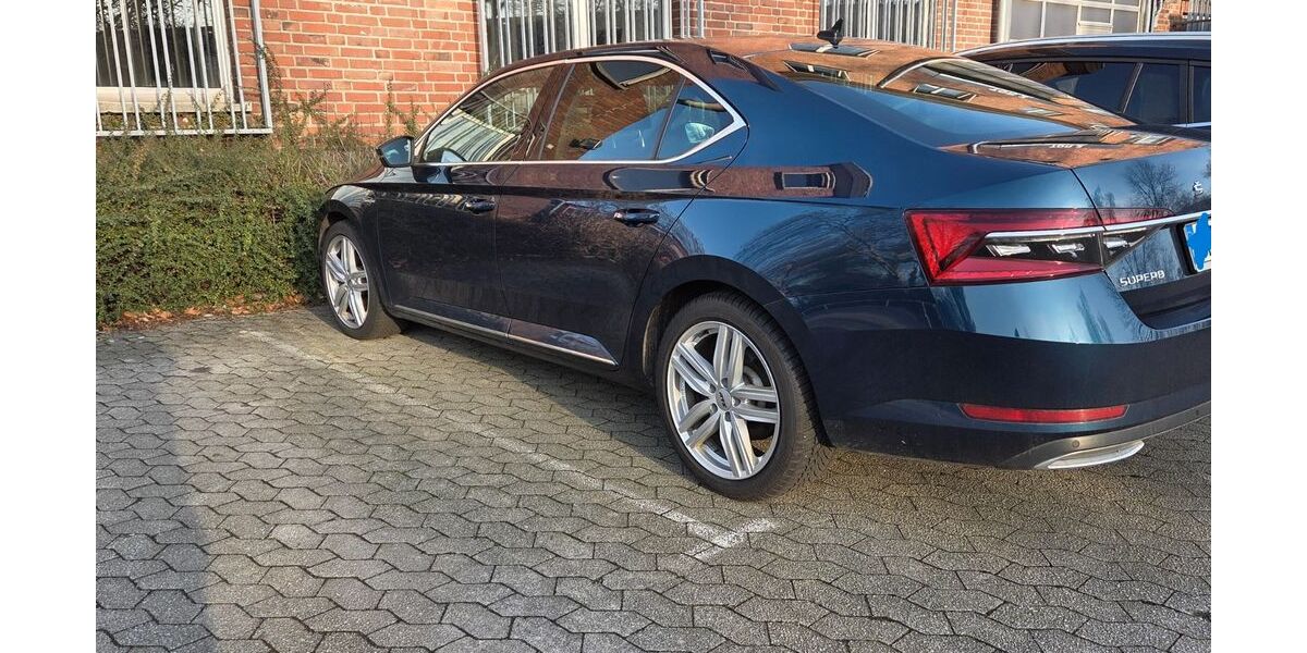 Skoda Superb 127.118 km 20.500 &euro; Ratingen 40882