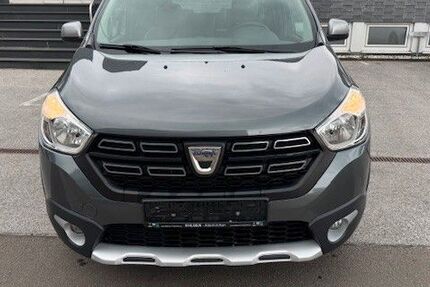 Dacia Lodgy 164.000 km 6.700 &euro; Remscheid 42899
