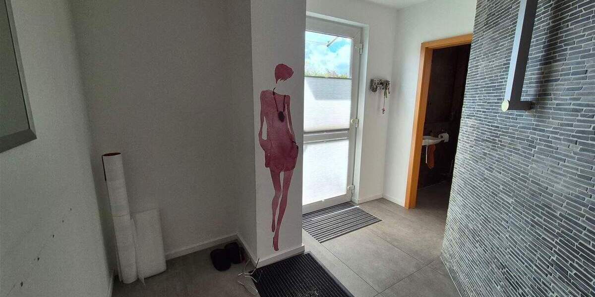 Doppelhaushälfte Ratingen Breitscheid - 3 Zimmer, 136 m&sup2;, 719.000&euro; | Angebot:25798535