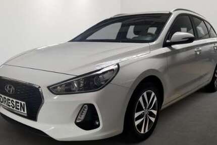 Hyundai i30 84.627 km 12.990 &euro; Neuss 41464