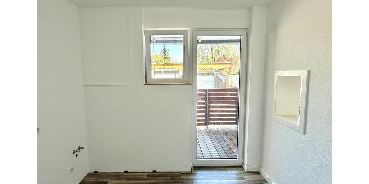 Erdgeschoßwohnung Leverkusen Schlebusch - 3 Zimmer, 96 m&sup2;, 895&euro; | Angebot:26020534