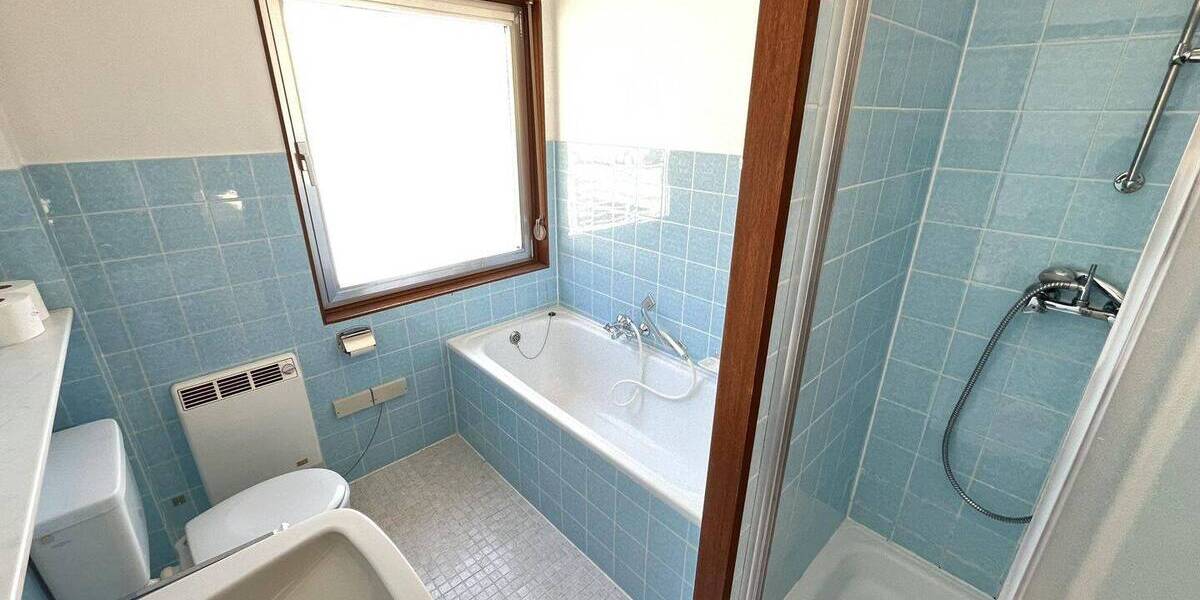 Bungalow Leverkusen Lützenkirchen - 9 Zimmer, 211 m&sup2;, 498.000&euro; | Angebot:26064429