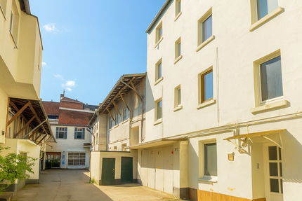 Haus Düsseldorf Pempelfort - 21 Zimmer, 641 m&sup2;, 1.150.000&euro; | Angebot:25639458