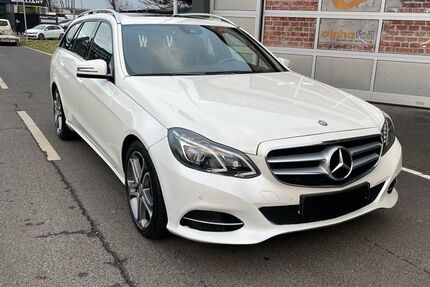 Mercedes-Benz E 300 245.000 km 12.150 &euro; Köln 51103