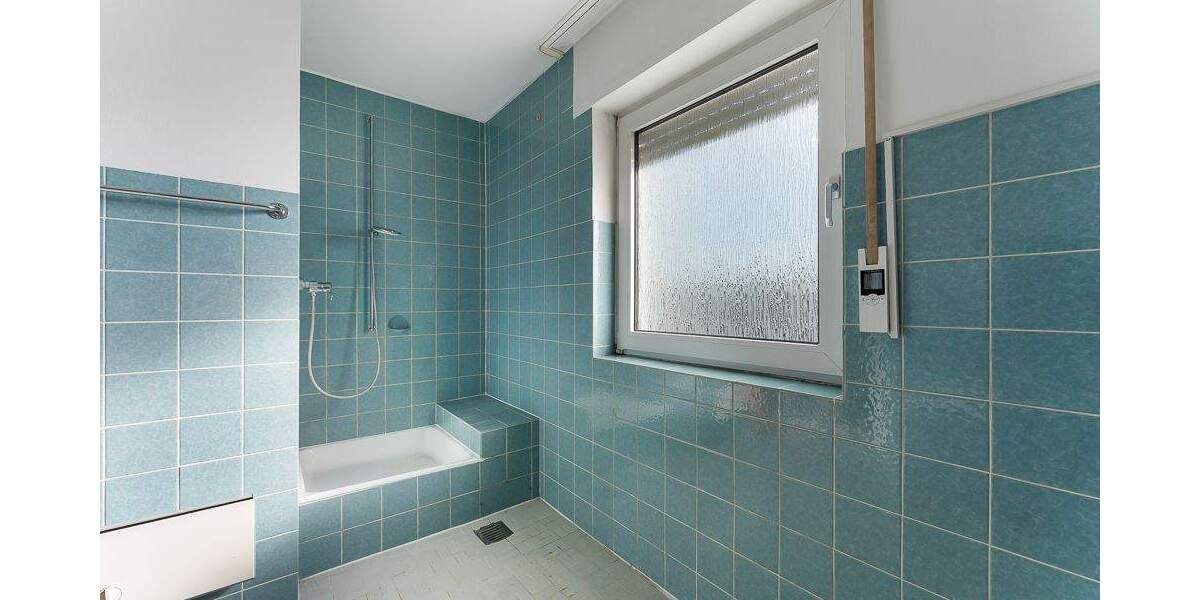 Doppelhaushälfte Köln Esch/Auweiler - 4 Zimmer, 110 m&sup2;, 419.000&euro; | Angebot:25777915