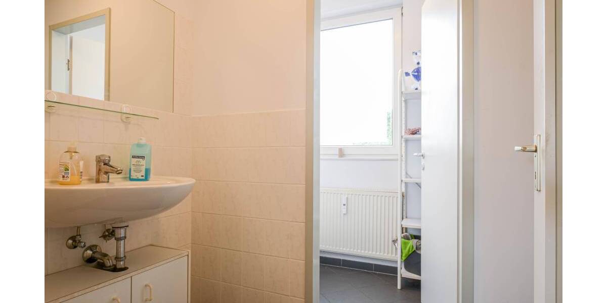 Gewerbeobjekt Leverkusen Schlebusch - 4 Zimmer, 125 m&sup2;, 349.000&euro; | Angebot:25704491