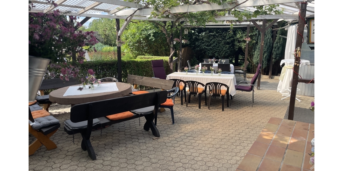 Großzügiges Ein- oder Zweifamilienhaus mit Charme, Gartenparadies & vielen Möglichkeiten - Einfamilienhaus Leichlingen | Angebot:25269338