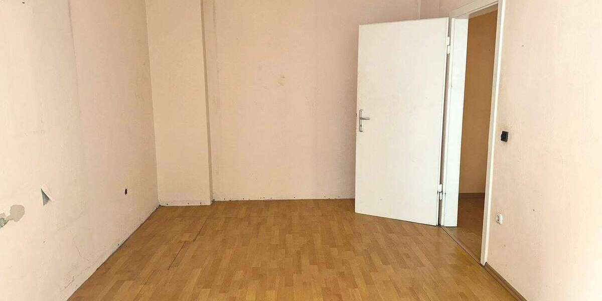 Etagenwohnung Düsseldorf Friedrichstadt - 4 Zimmer, 89 m&sup2;, 348.000&euro; | Angebot:25865582