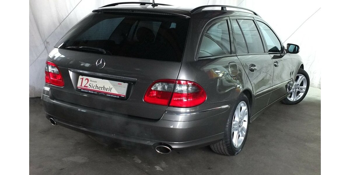 Mercedes-Benz E 230 T AVANTGARDE COMAND EL.DACH/HECKKLAPPE PTS 162.511 km 11.704 &euro; Köln 50858
