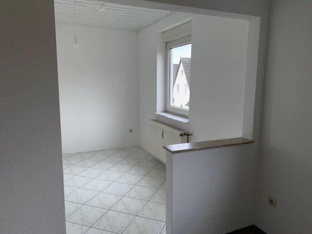 Etagenwohnung Solingen Central - 2 Zimmer, 72 m&sup2;, 650&euro; | Angebot:26632060