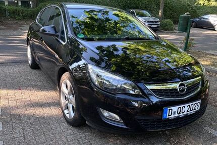 Opel Astra 170.000 km 5.300 &euro; dusseldorf 40597