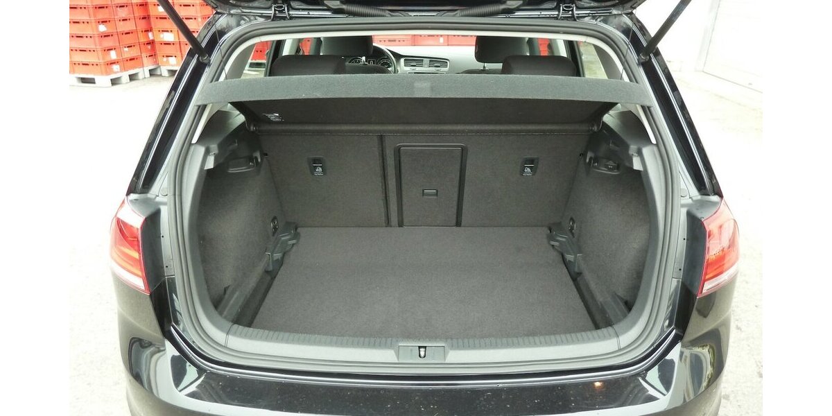 VW Golf VII Limo1.4 TSI Automatik Climatronic Alu 80.600 km 11.900 &euro; Ratingen 40885
