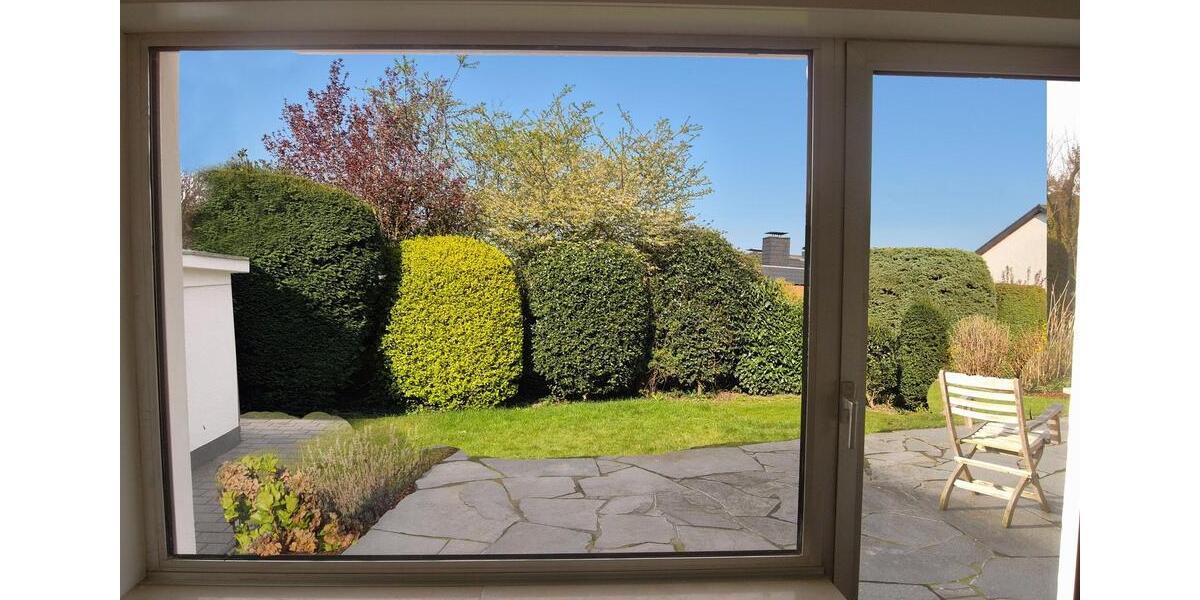 Doppelhaushälfte Kaarst - 6 Zimmer, 162 m&sup2;, 2.100&euro; | Angebot:25978039