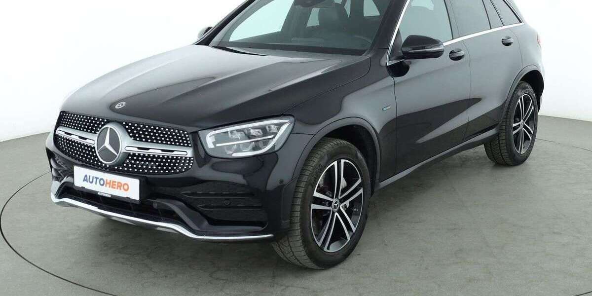 Mercedes-Benz GLC 300 93.470 km 32.390 &euro; Köln 50739