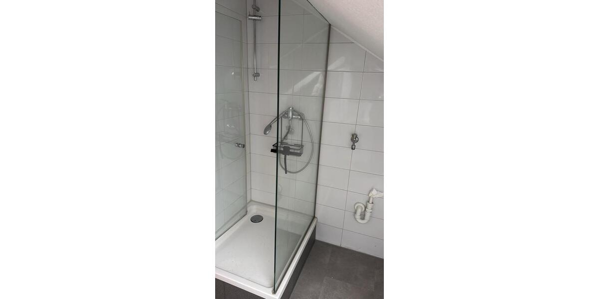 Dachgeschoßwohnung Düsseldorf Stadtbezirk 8 - 1 Zimmer, 42 m&sup2;, 670&euro; | Angebot:25308654