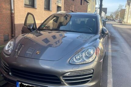 Porsche Cayenne 417.500 km 14.100 &euro; Köln 51145