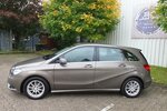 Mercedes-Benz B 180 NAVI EINPARKHILFE SHZ START-STOP 133.214 km 8.998 &euro; Köln 50858