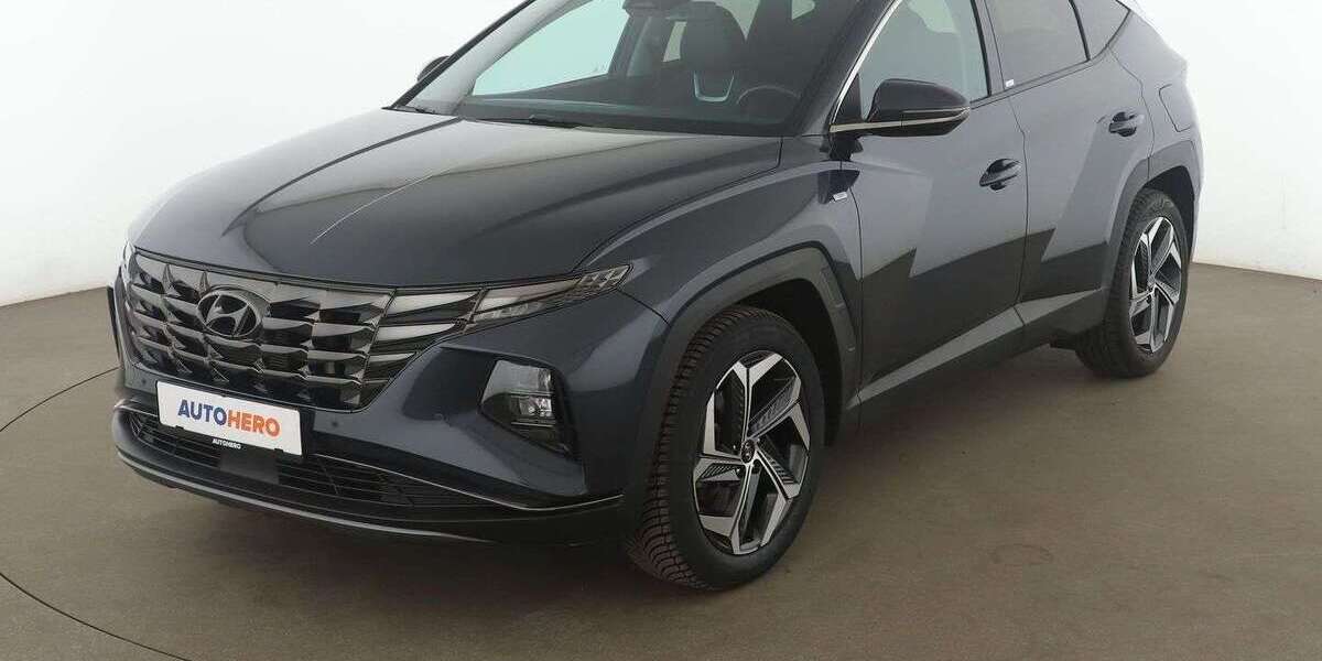 Hyundai TUCSON 33.945 km 23.590 &euro; Köln 50739