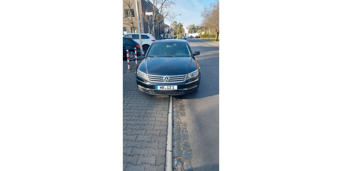 VW Phaeton 229.000 km 10.900 &euro; Köln 51067