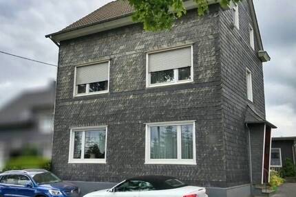 Haus Wermelskirchen - 9 Zimmer, 398.000&euro; | Angebot:26029100