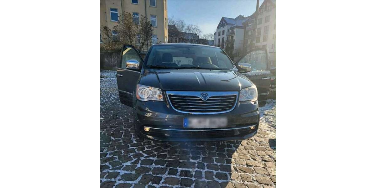Lancia Voyager 142.000 km 17.500 &euro; Köln 50829
