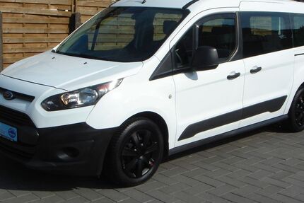 Ford Grand Tourneo 82.200 km 14.980 &euro; Hilden 40721