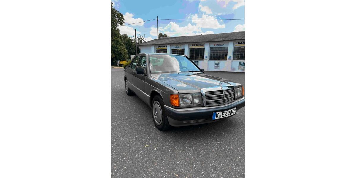 Mercedes-Benz 190 134.000 km 5.850 &euro; Köln 50858