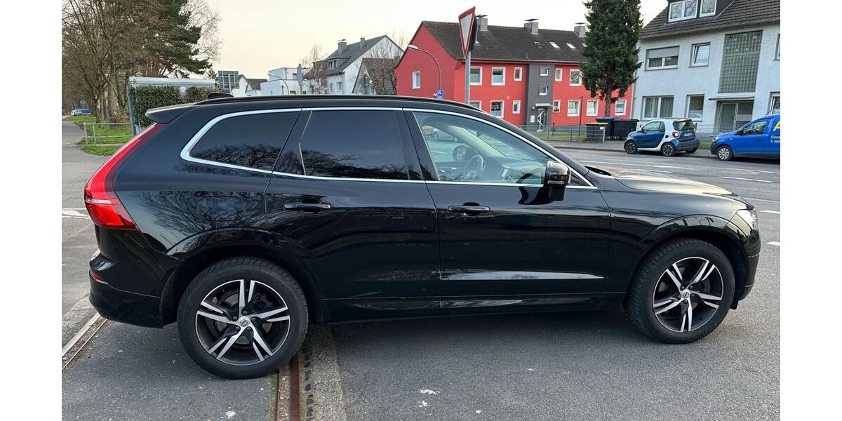 Volvo XC60 107.500 km 27.890 &euro; Köln 51107