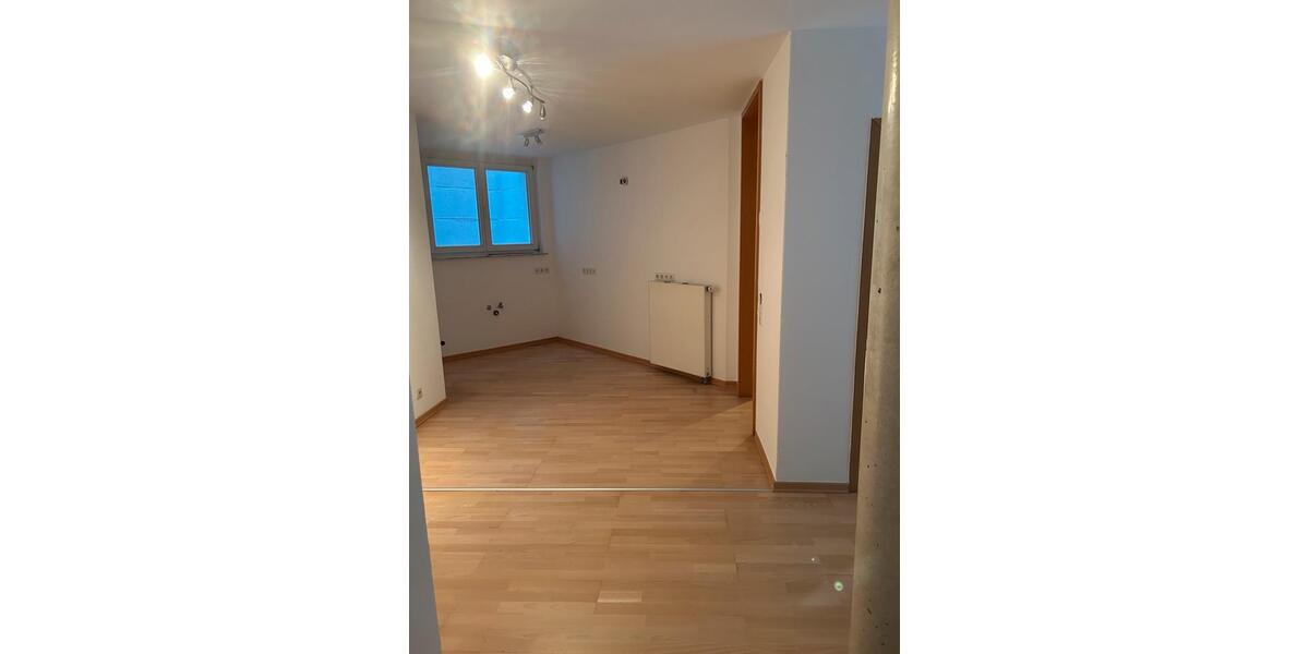 Etagenwohnung Mettmann - 3 Zimmer, 133 m&sup2;, 1.862&euro; | Angebot:25416036