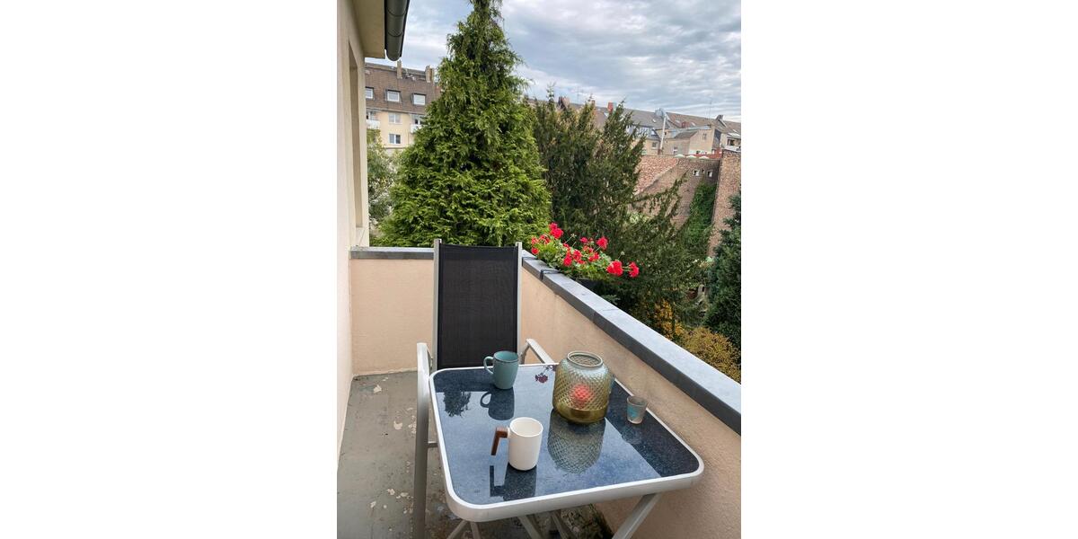 Etagenwohnung Düsseldorf Flingern Süd - 3 Zimmer, 69 m&sup2;, 1.150&euro; | Angebot:25920034