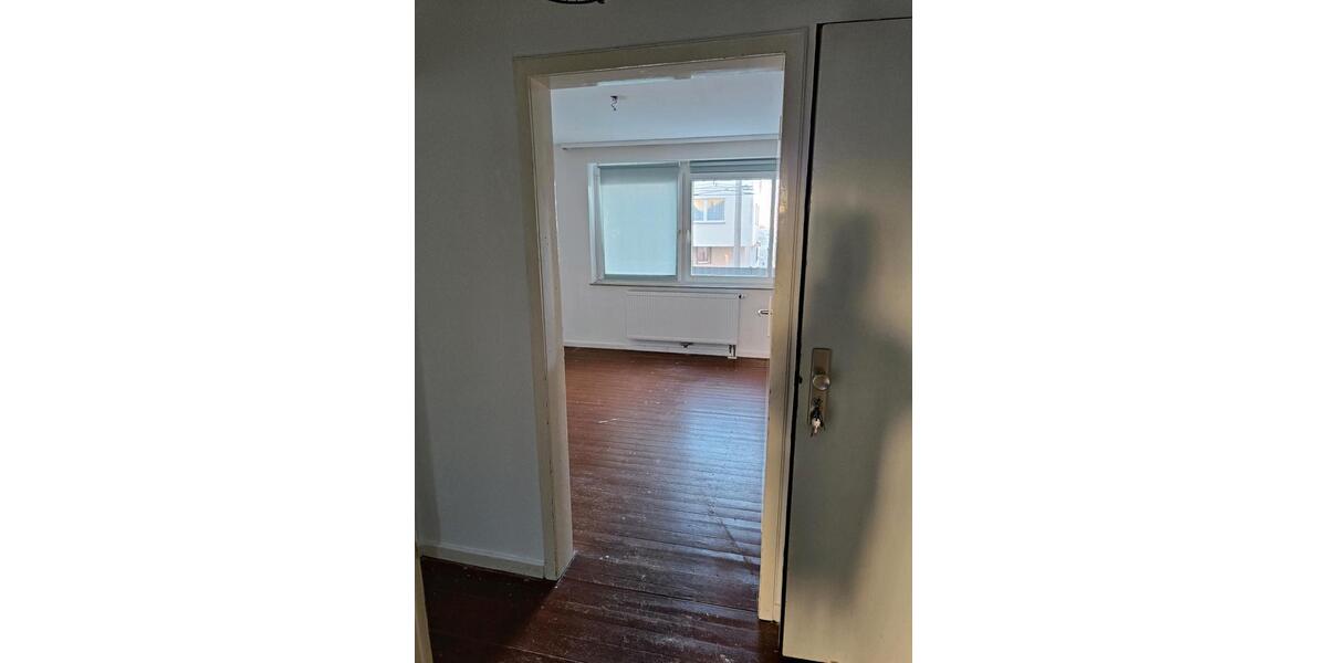 Erdgeschoßwohnung Solingen Mitte - 1 Zimmer, 45 m&sup2;, 570&euro; | Angebot:25343061