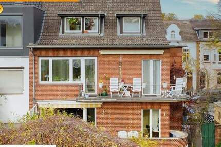 Haus Köln Weiden - 9 Zimmer, 251 m&sup2;, 1.150.000&euro; | Angebot:25696521