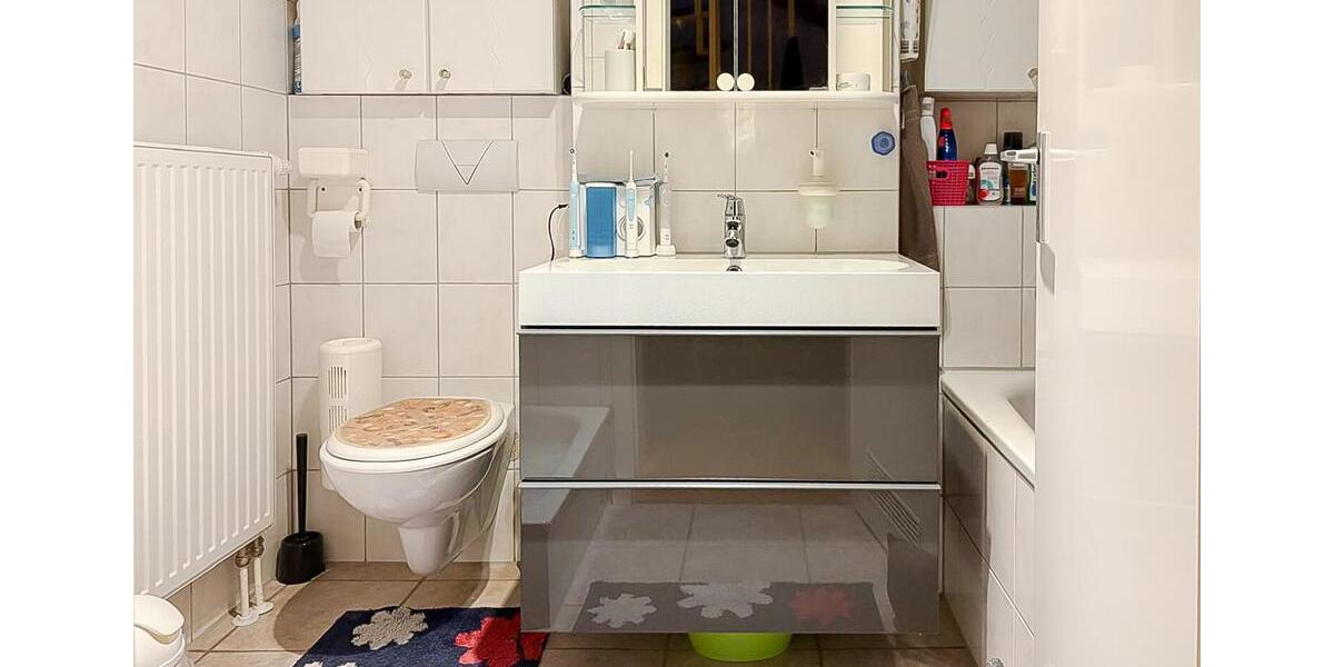 Reihenhaus Düsseldorf Stadtbezirk 6 - 5 Zimmer, 126 m&sup2;, 2.600&euro; | Angebot:25548327