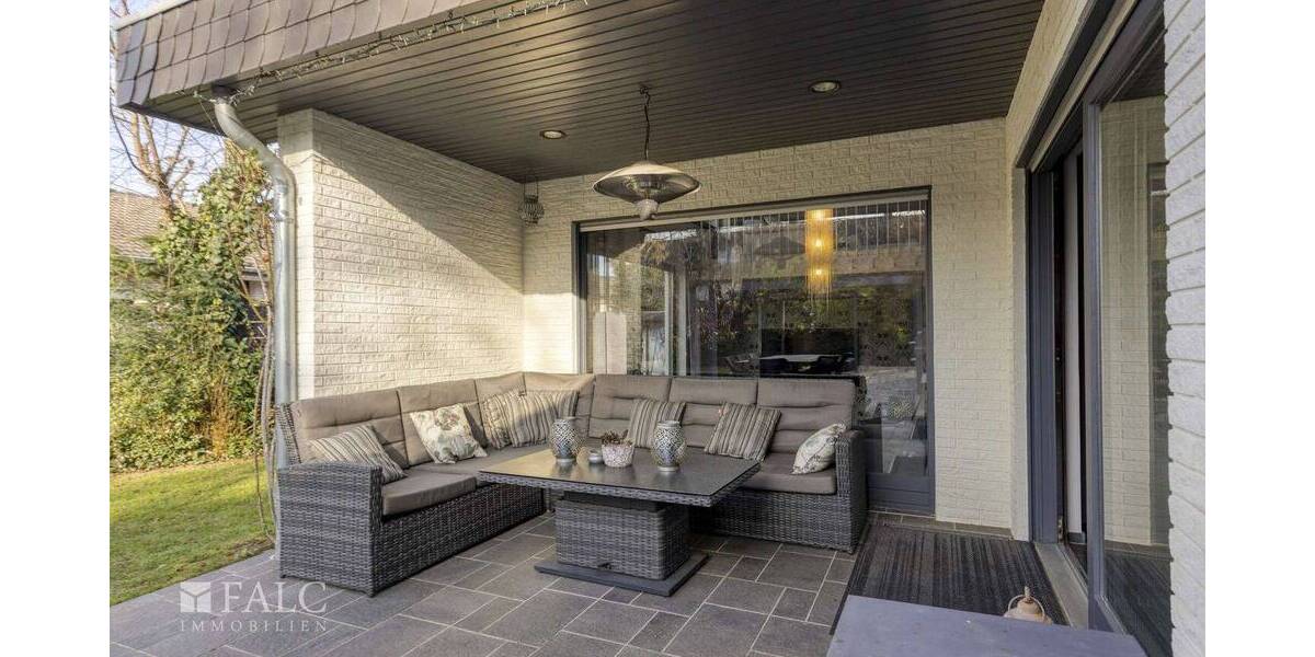 Einfamilienhaus Pulheim - 7 Zimmer, 351 m&sup2;, 1.199.000&euro; | Angebot:25996023