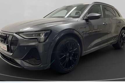 Audi e-tron 45.290 km 41.470 &euro; Köln 50823