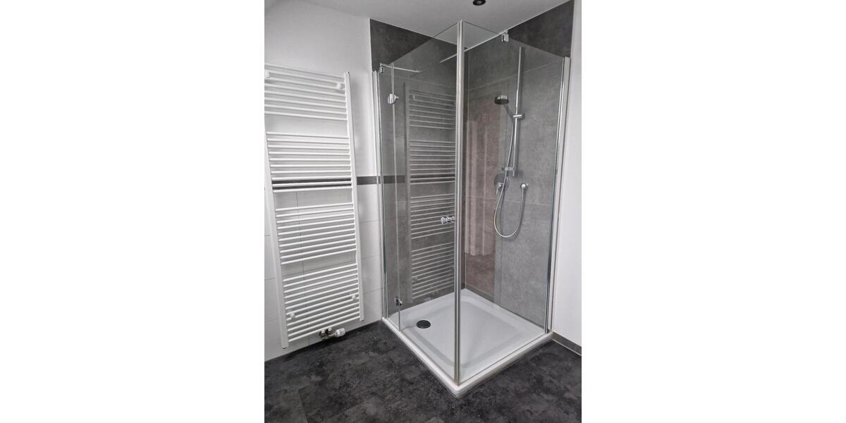 Maisonettenwohnung Solingen Mitte - 4 Zimmer, 100 m&sup2;, 1.500&euro; | Angebot:25282862