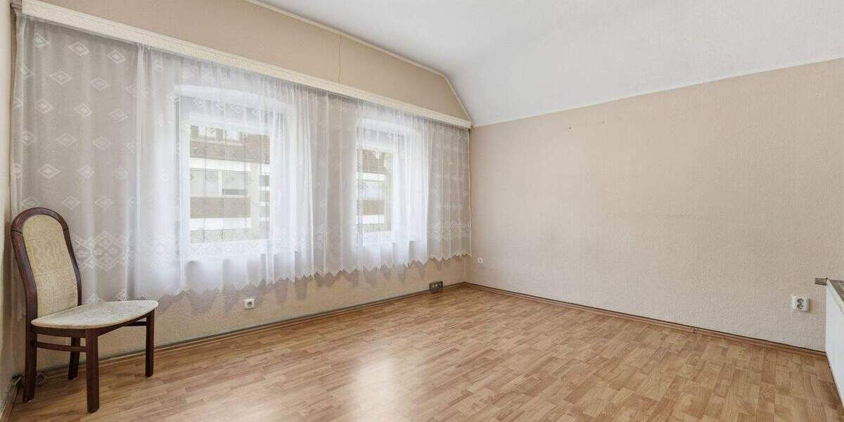 Einfamilienhaus Köln Meschenich - 5 Zimmer, 155 m&sup2;, 349.000&euro; | Angebot:25775717