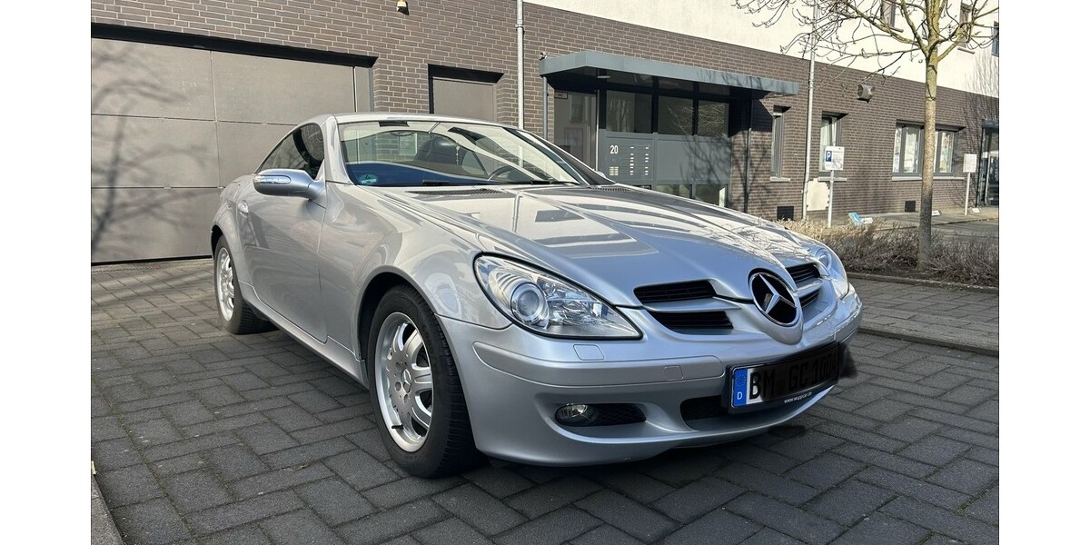 Mercedes-Benz SLK 200 145.000 km 9.800 &euro; Hürth 50354